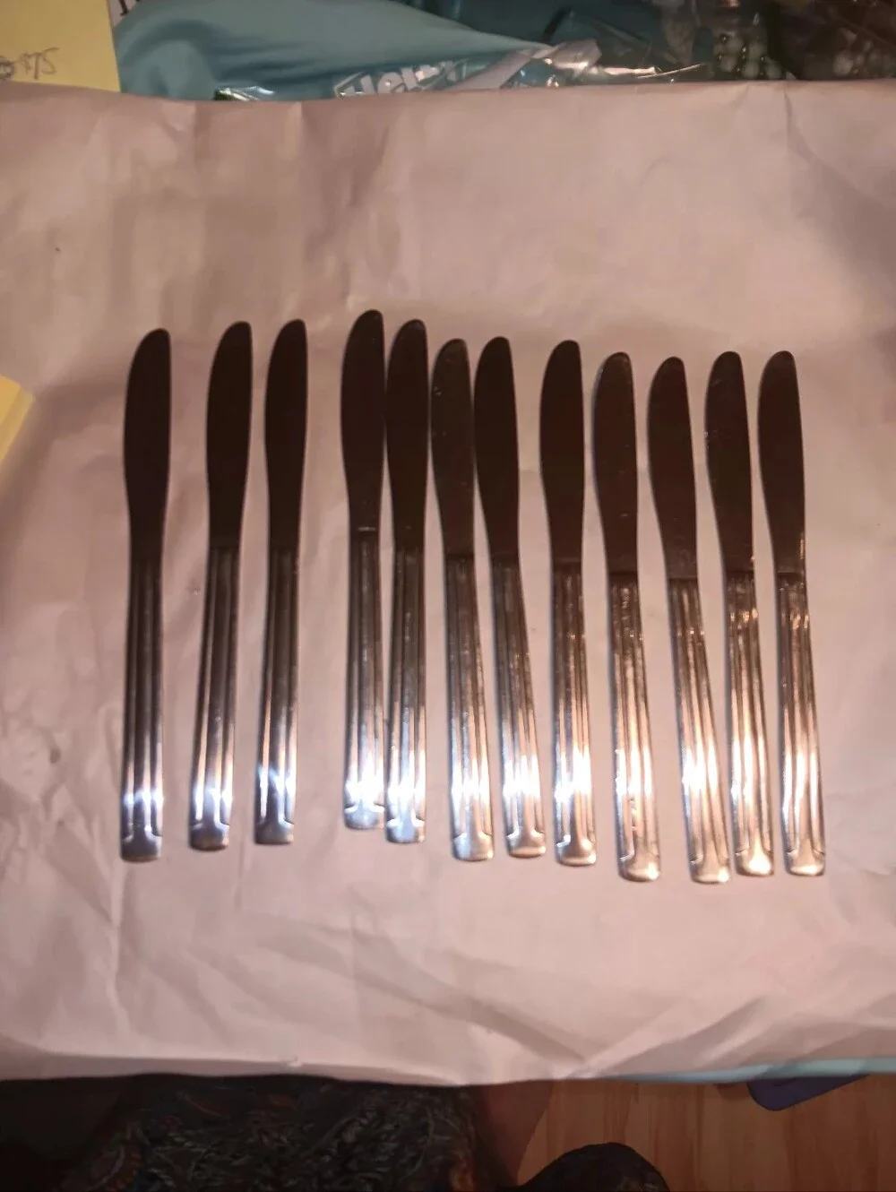 Utika Stainless Steel 12 Piece Dinner Knife Flatware Set